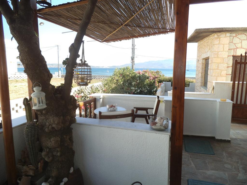 Daire Medousa Adamantas (Milos)